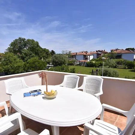 Geraeumige In Punta In Strandnaehe- By Interhome 아파트