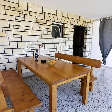 Geraeumige In Punta In Strandnaehe- By Interhome 아파트 *