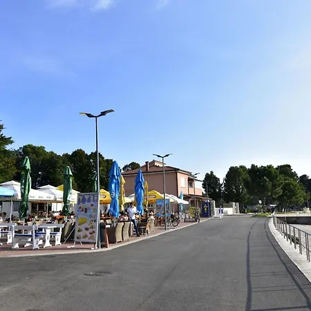 Geraeumige In Punta In Strandnaehe- By Interhome 아파트 *